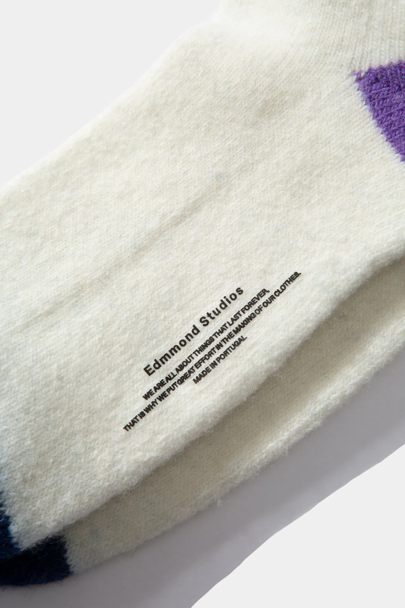 Hot Archer Socks Plain Off White Men Accessories