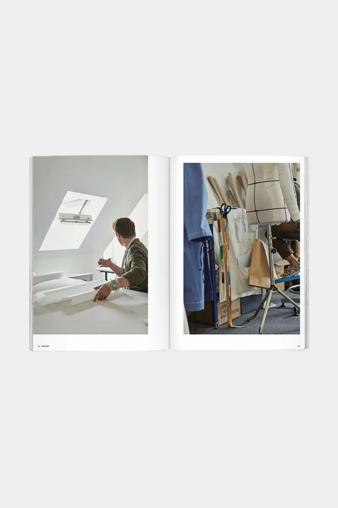 Hot Magazine B Maison Kitsune Men Accessories